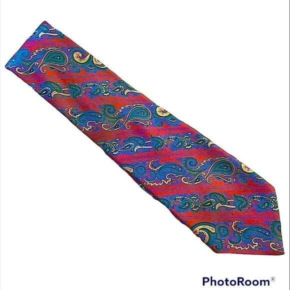 Luxuriously soft Vintage Paisley Silk Tie - Picture 1 of 4